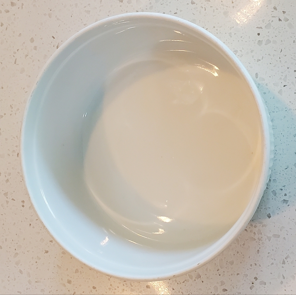 Apilco Vintage Round Soufflé Ramekin Bakeware Dish, 7", White/Blue Floral, EUC - Picture 3 of 16